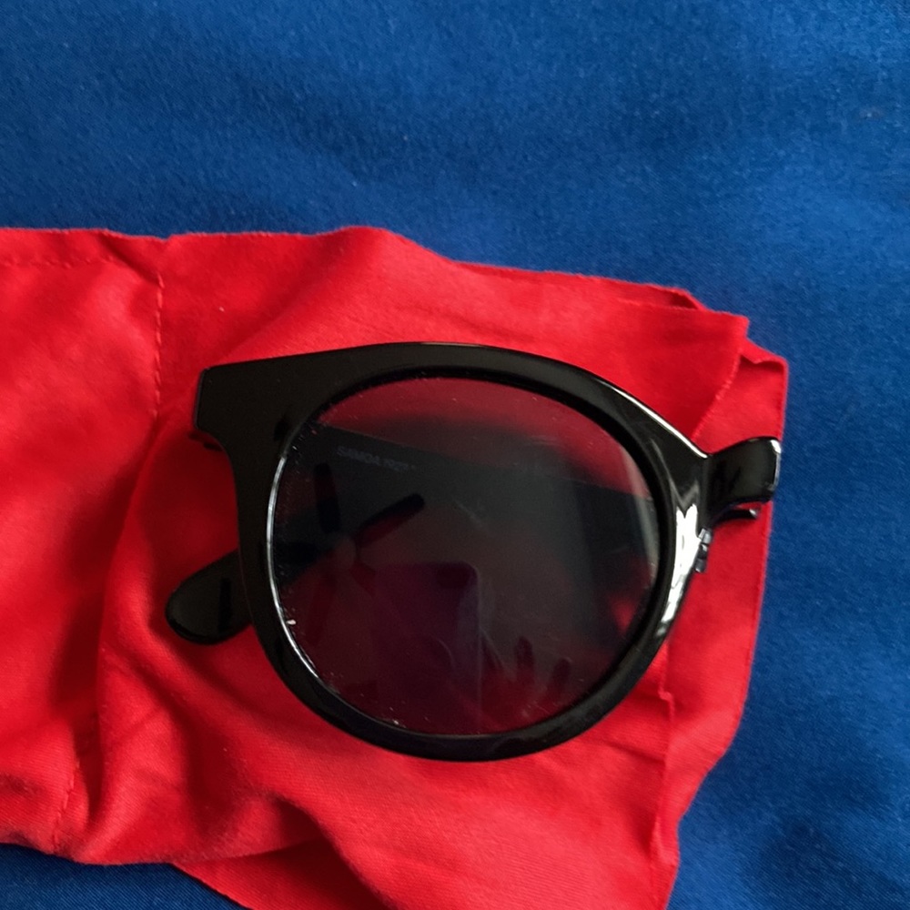 Foldable Sunglasses by Sunpocket